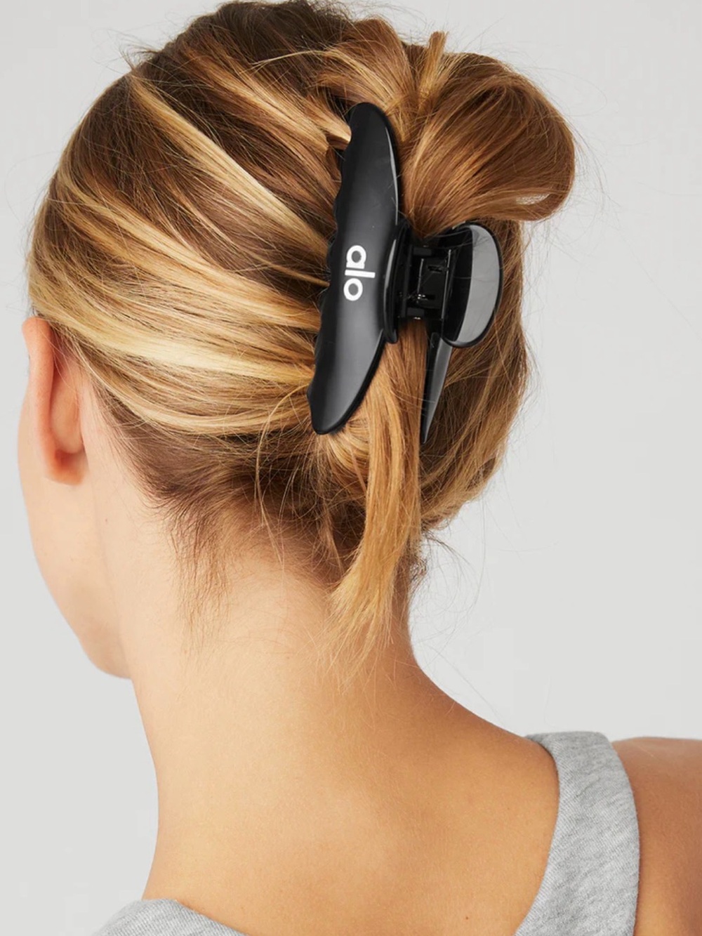 ALO Yoga Black Hair Claw Clip - Picture 4 of 4
